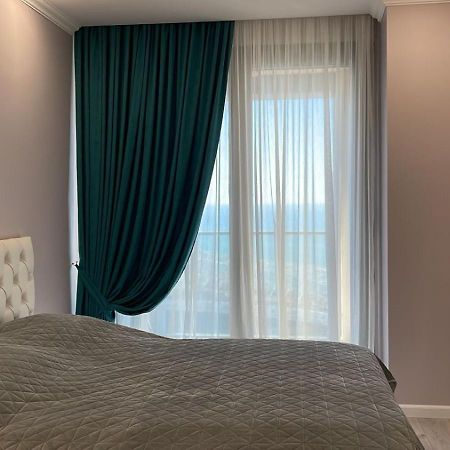 Balmaral Apart Hotel Batumi Exterior photo